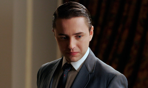 4V**:V˵P(gun)u(png)Փ