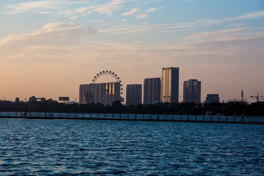 3Ҹ(yng)V湫˾:Ҹ(yng)Ƶ޹˾ô