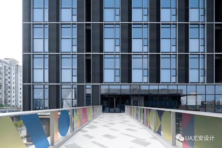 3ȰO(sh)Ӌ(j):uaȰO(sh)Ӌ(j)(chung)O(sh)Ӌ(j)a(j)b(j)^(q)e