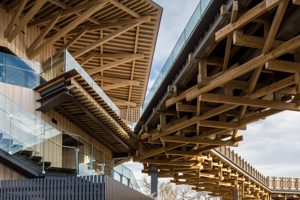 專(zhuān)注于品牌設(shè)計(jì)